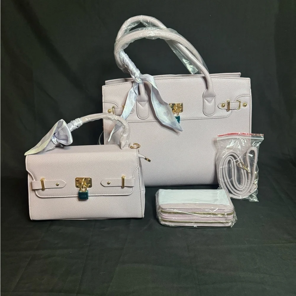 Elegant Lavender Women's Handbag Set - Picture 1 of 10